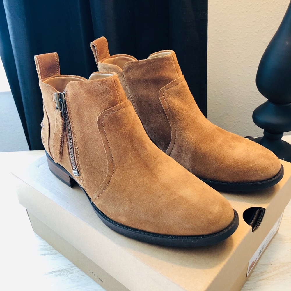 Ugg Bootie Size 6.5